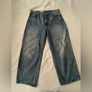 *SOLD* Zara Wideleg Jeans